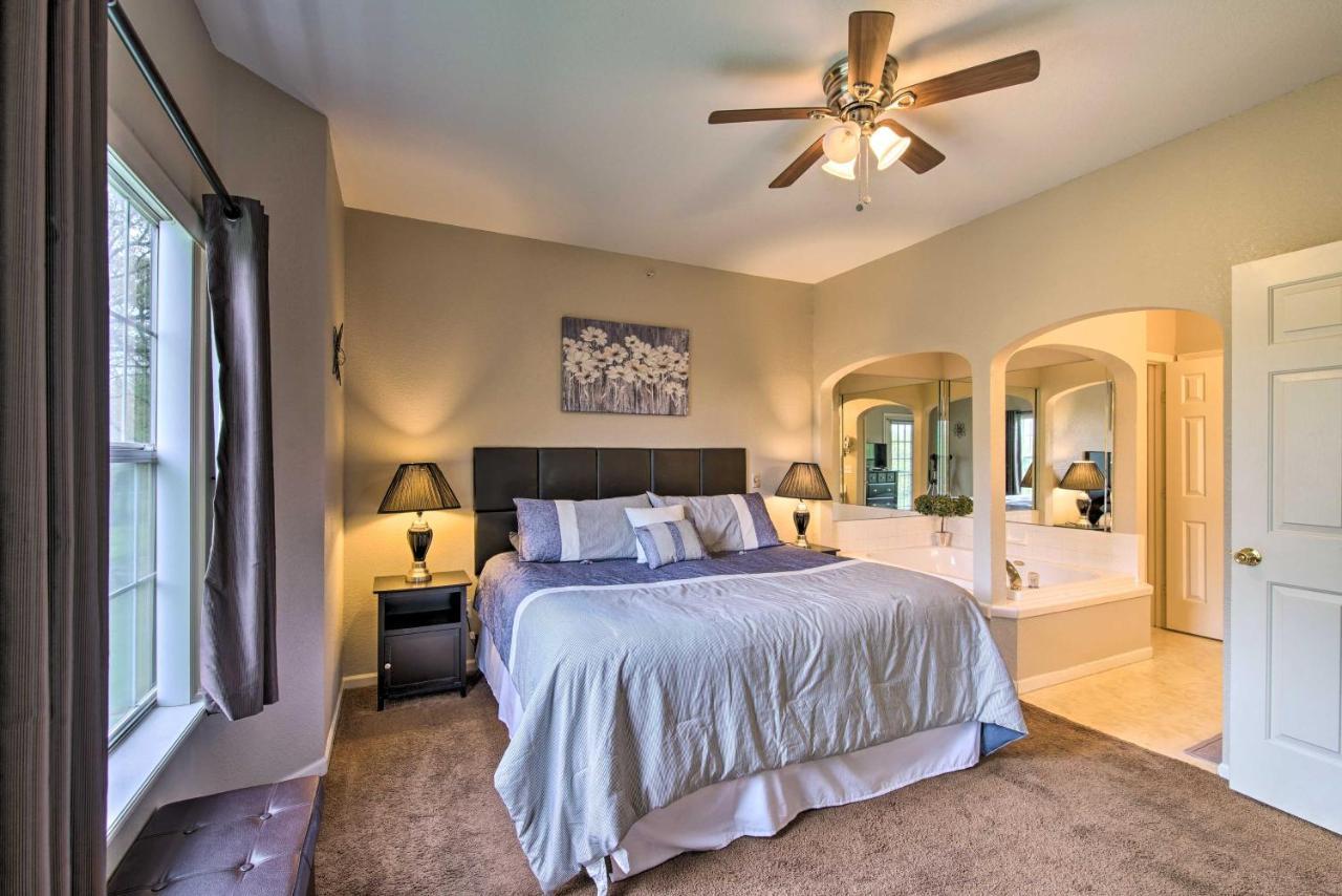 Spacious Condo About 4 Mi From Downtown Branson! Exterior photo